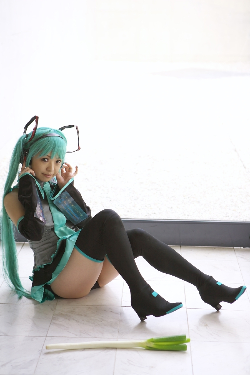 [Cosplay]  Vocaloid - Sexy Hatsune Miku